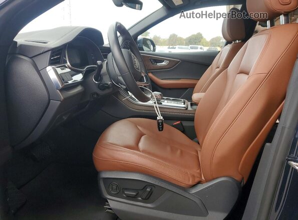 WA1AVBF14SD034305 2025 AUDI Q8 Blue Front interior view