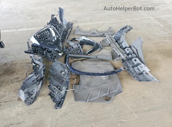 WA1AVBF14SD034305 2025 AUDI Q8 Blue Engine compartment view