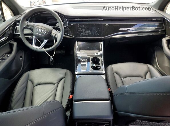 WA1AVBF74SD006928 2025 AUDI Q7 Серый Вид панели приборов