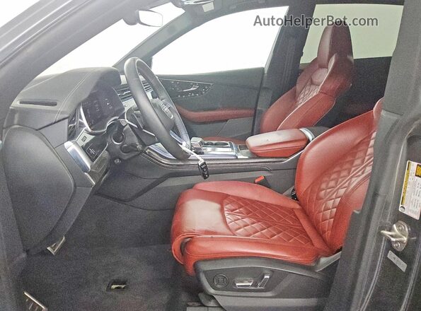 WA1AWBF10PD033978 2023 AUDI SQ8 Gray Vista interior delantera