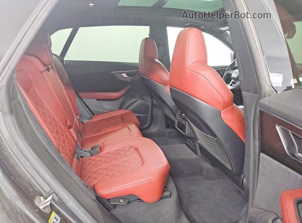 WA1AWBF10PD033978 2023 AUDI SQ8 Gray Vista interior trasera