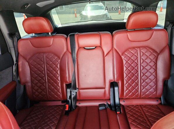 WA1AWBF76MD014562 2021 AUDI SQ7 Silver Հետևի նստատեղերի տեսք