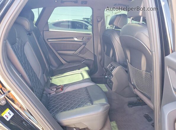 WA1B4AFY0K2117630 2019 AUDI SQ5 Black Սալոնի հետևի տեսք