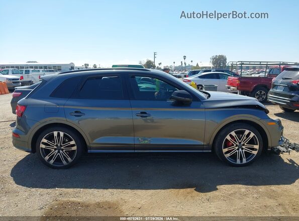 WA1B4AFY3K2056810 2019 AUDI SQ5 Gray Սարքավորումների վահանակի տեսք