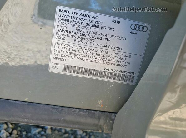 WA1B4AFY5K2070661 2019 AUDI SQ5 Gray 360 interior view