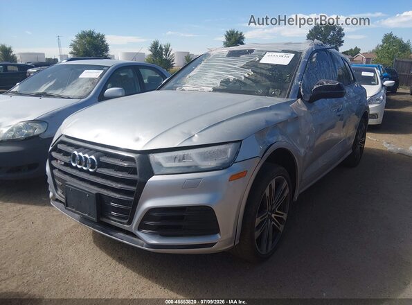 WA1B4AFY6K2076615 2019 AUDI SQ5 Silver Vista tres cuartos delantera izquierda
