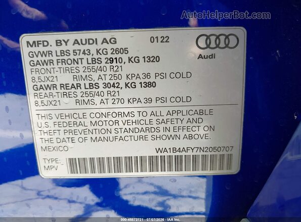 WA1B4AFY7N2050707 2022 AUDI SQ5 Blue Engine compartment view