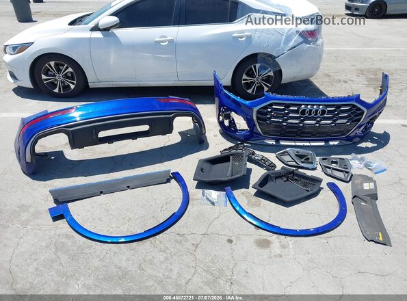 WA1B4AFY7N2050707 2022 AUDI SQ5 Blue Instrument cluster view