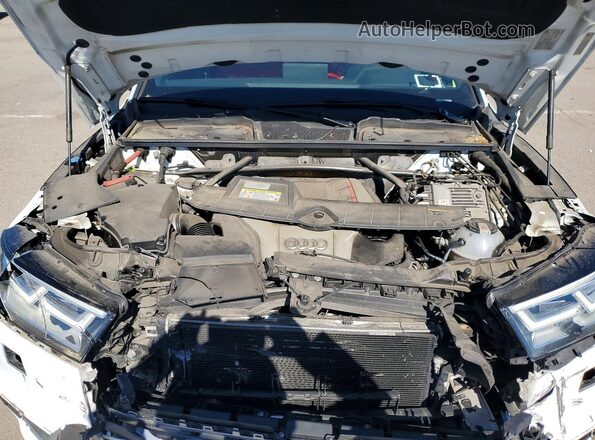 WA1B4AFY8K2100137 2019 AUDI SQ5 White Widok komory silnika