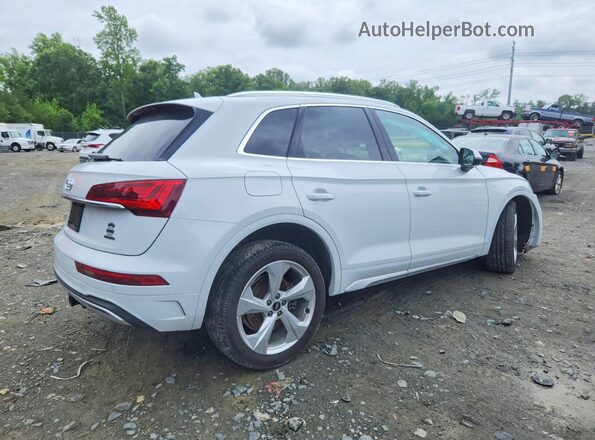 WA1BAAFY0M2045002 2021 AUDI Q5 White Trasero derecho