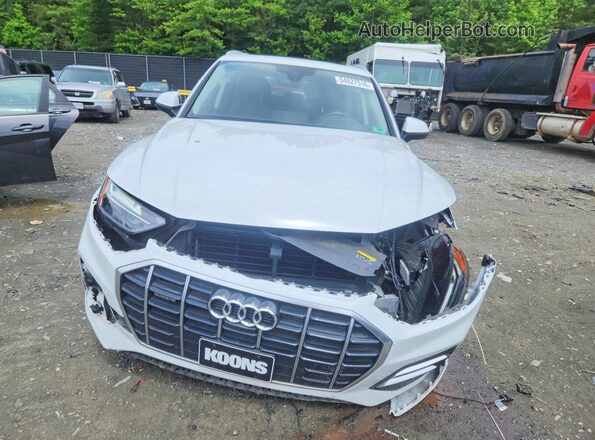 WA1BAAFY0M2045002 2021 AUDI Q5 White Vista frontal