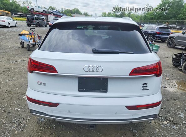 WA1BAAFY0M2045002 2021 AUDI Q5 White Vista trasera