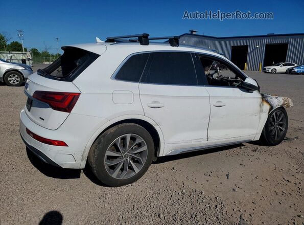 WA1BAAFY0M2051298 2021 AUDI Q5 White Tył prawy