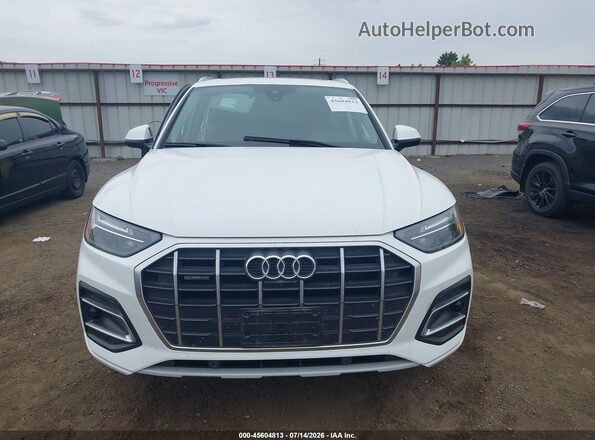 WA1BAAFY1M2105983 2021 AUDI Q5 White Instrument cluster view