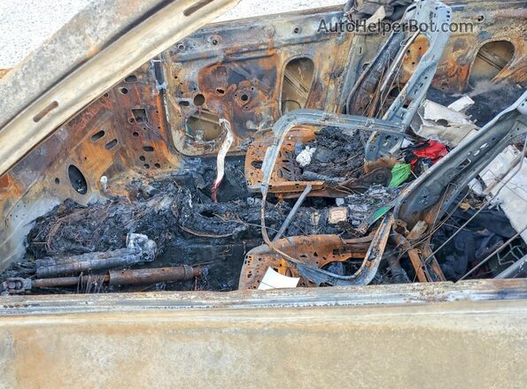 WA1BAAFY1M2125134 2021 AUDI Q5 Burn Вид салону спереду