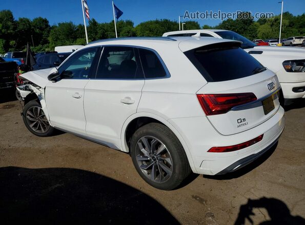 WA1BAAFY2M2020215 2021 AUDI Q5 White Задня ліва чверть