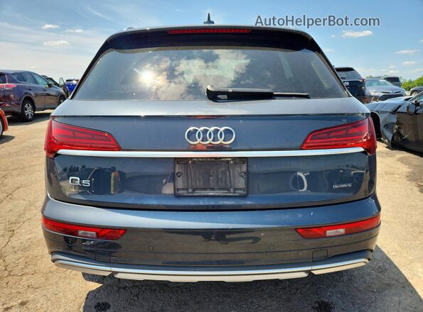 WA1BAAFY3M2020630 2021 AUDI Q5 Gray Widok z tyłu