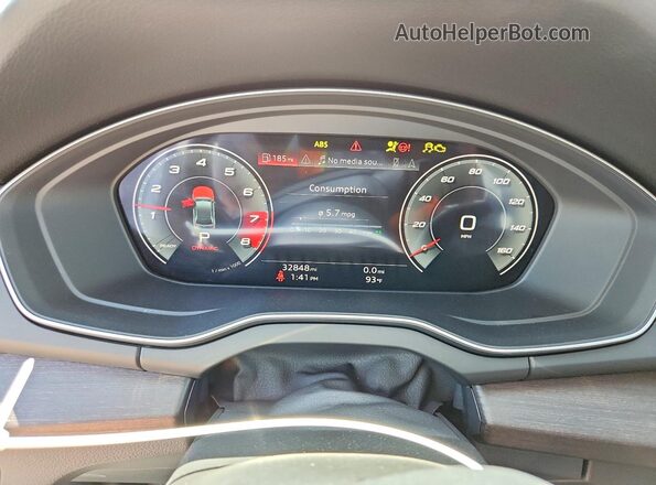 WA1BAAFY3M2096199 2021 AUDI Q5 Silver Սարքավորումների վահանակի տեսք