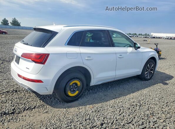 WA1BAAFY5M2019351 2021 AUDI Q5 White Trasero derecho