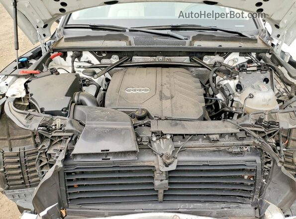 WA1BAAFY5M2024677 2021 AUDI Q5 White ძრავის განყოფილების ხედი