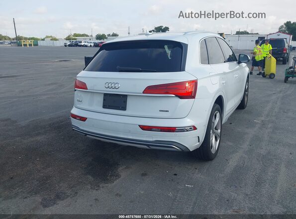 WA1BAAFY5M2038451 2021 AUDI Q5 White Հետևի աջ
