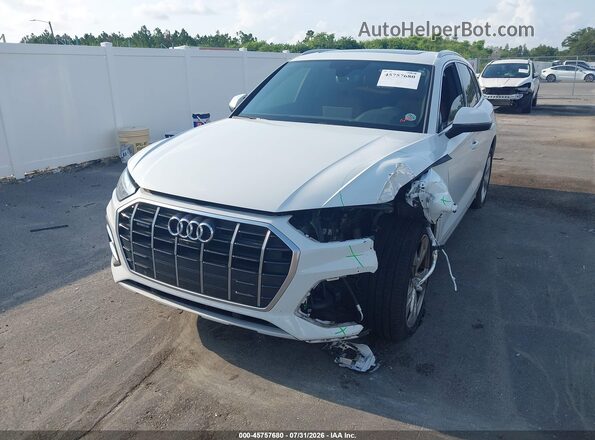 WA1BAAFY5M2038451 2021 AUDI Q5 White Առջևի ձախ երեք քառորդ տեսարան