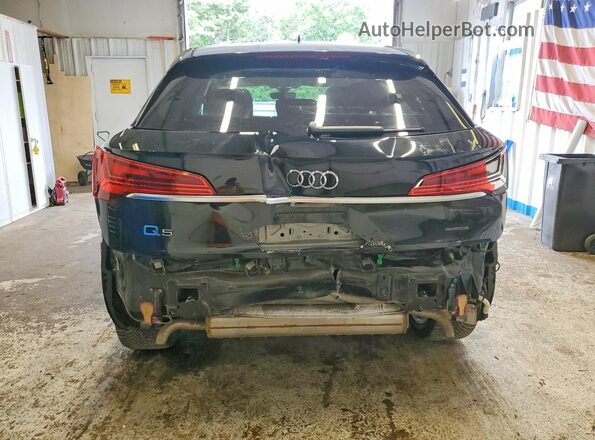 WA1BAAFY5M2091165 2021 AUDI Q5 Black Հետևի տեսք