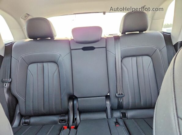 WA1BAAFY6M2053492 2021 AUDI Q5 Black Հետևի նստատեղերի տեսք