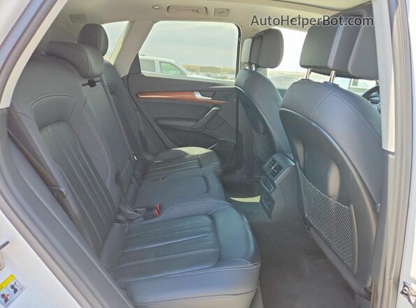 WA1BAAFY8M2023068 2021 AUDI Q5 White Вид задніх сидінь