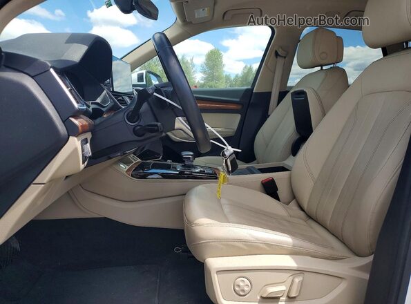 WA1BAAFY8M2140326 2021 AUDI Q5 White Սալոնի դիմացի տեսք