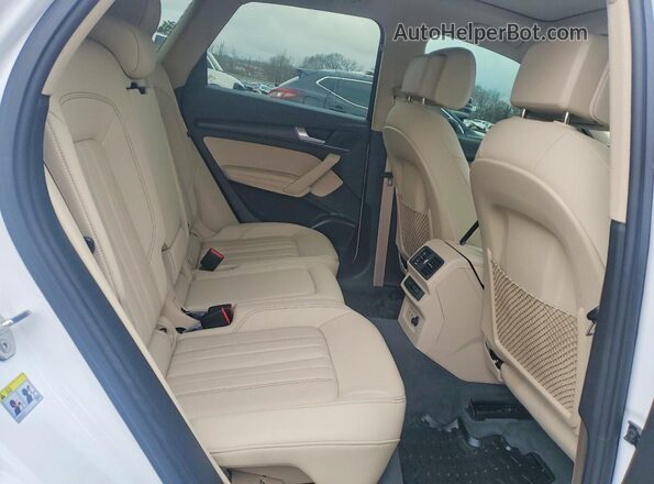 WA1BBAFY6P2038508 2023 AUDI Q5 White Vista interior trasera
