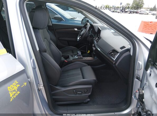 WA1BBAFYXP2056879 2023 AUDI Q5 Silver წინა სალონის ხედი