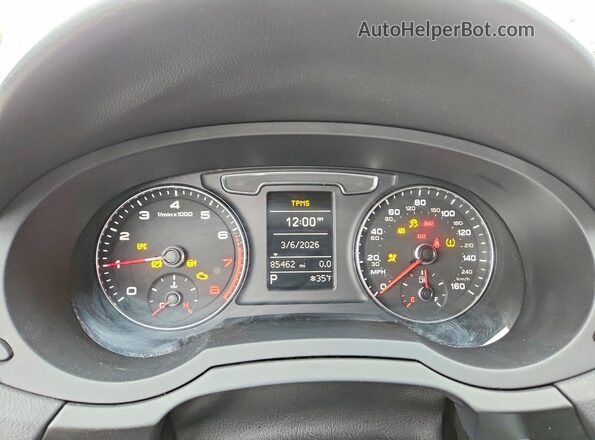 WA1BCCFS0JR007600 2018 AUDI Q3 White Instrument cluster view