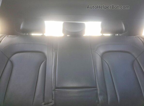 WA1BCCFS0JR034697 2018 AUDI Q3 White Widok tylnych siedzeń