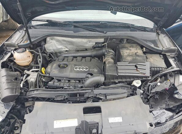 WA1BCCFS3JR023001 2018 AUDI Q3 Черный Вид задней части салона