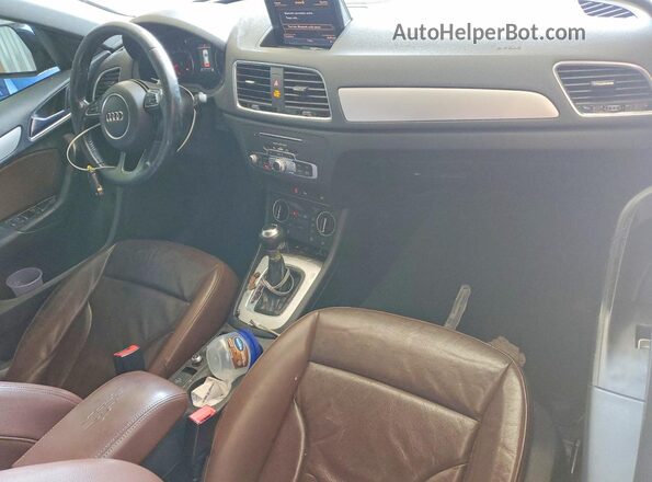 WA1BCCFS5HR004248 2017 AUDI Q3 Black Առջևի վահանակի տեսք