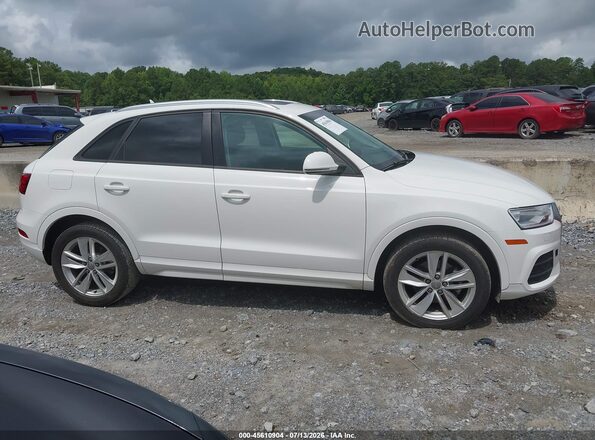 WA1BCCFS6HR006249 2017 AUDI Q3 White Widok wnętrza z tyłu