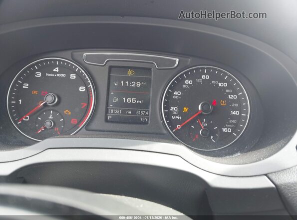 WA1BCCFS6HR006249 2017 AUDI Q3 White Widok tylnych siedzeń
