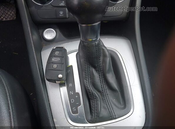 WA1BCCFS6HR006249 2017 AUDI Q3 White Widok deski rozdzielczej