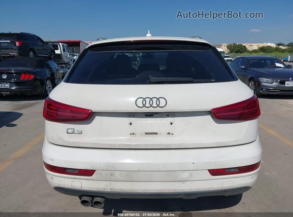 WA1BCCFS8JR002774 2018 AUDI Q3 White 