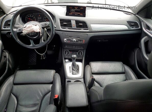 WA1BCCFS8JR007649 2018 AUDI Q3 Gray Dashboard view