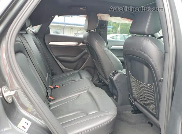 WA1BCCFS8JR007649 2018 AUDI Q3 Gray Rear interior view