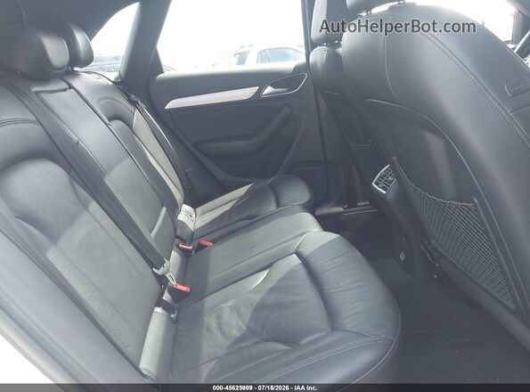 WA1BCCFS8JR018487 2018 AUDI Q3 White Вид наклейки з VIN-кодом