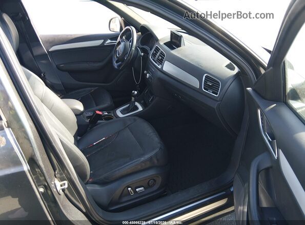 WA1BCCFS8JR035385 2018 AUDI Q3 Gray Вид салону спереду
