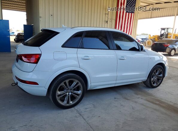 WA1BCCFS9JR010253 2018 AUDI Q3 White Rear right