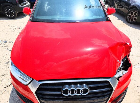 WA1BCCFS9JR014142 2018 AUDI Q3 Red უკანა სალონის ხედი