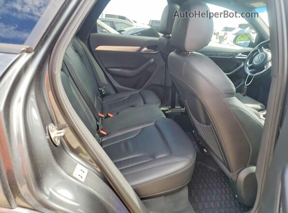 WA1BCCFSXJR000265 2018 AUDI Q3 Charcoal Вид задніх сидінь