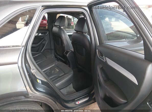 WA1BCCFSXJR021102 2018 AUDI Q3 Gray VIN კოდის სტიკერის ხედი