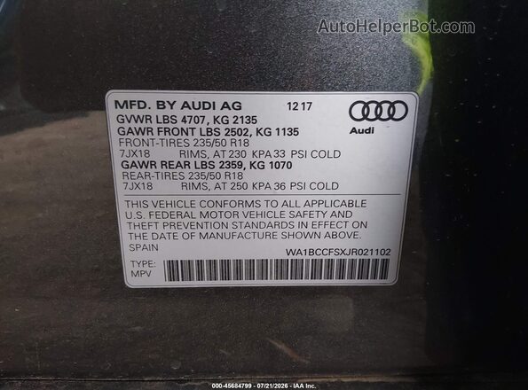 WA1BCCFSXJR021102 2018 AUDI Q3 Gray ძრავის განყოფილების ხედი