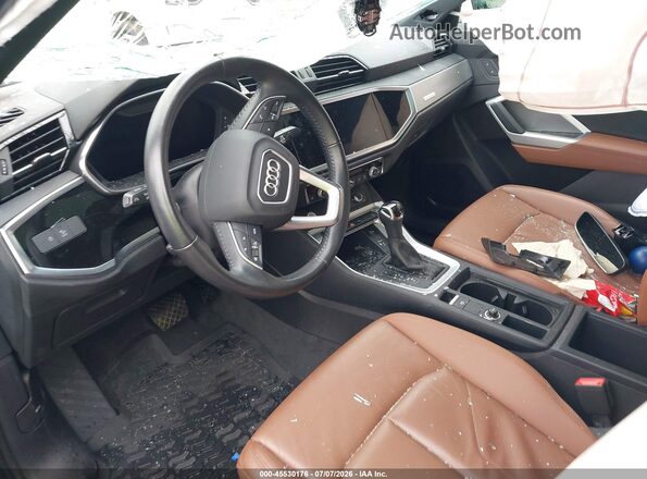 WA1BECF31L1056759 2020 AUDI Q3 Black Vista interior delantera